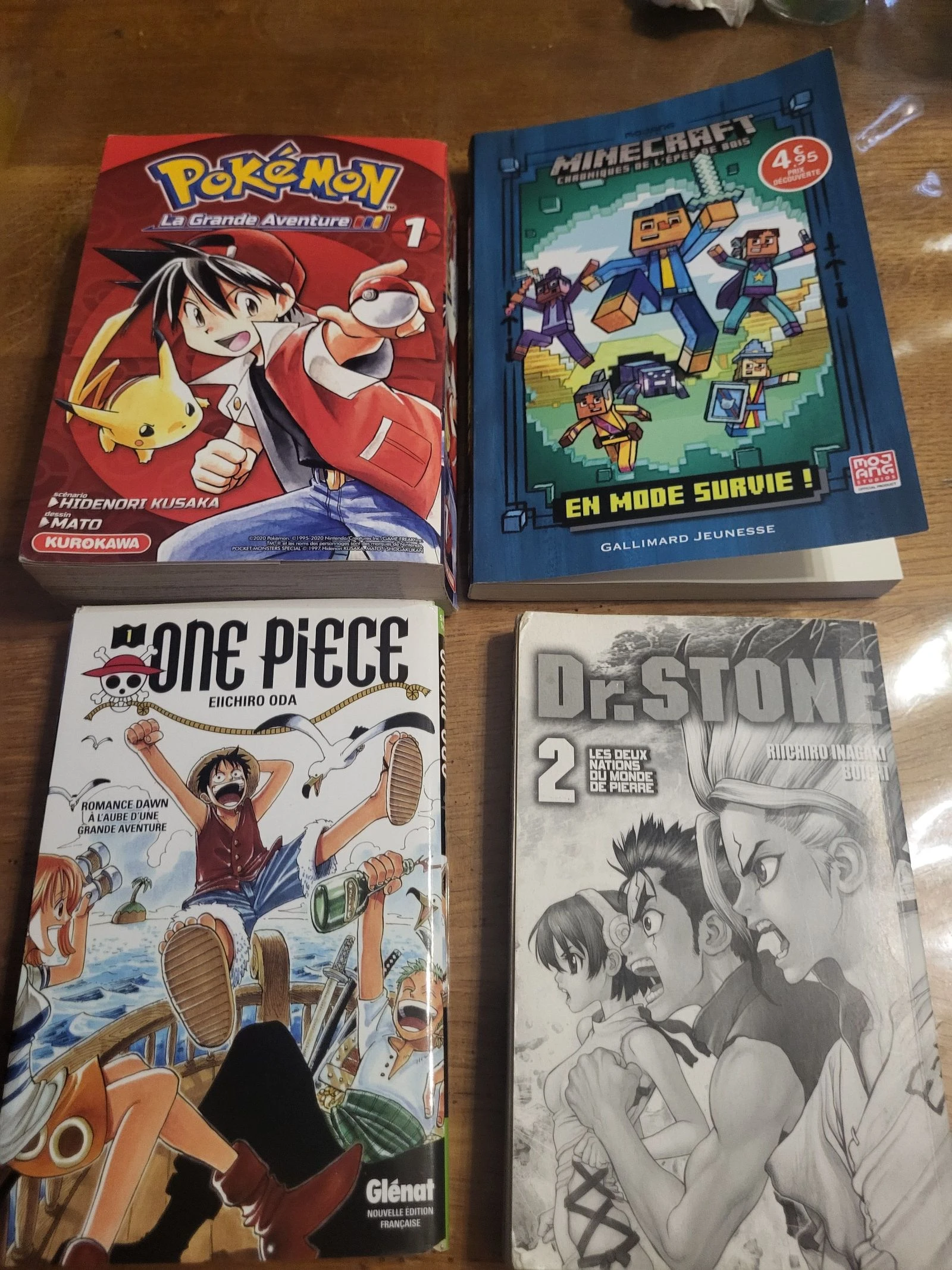 Lot 4 livres manga
